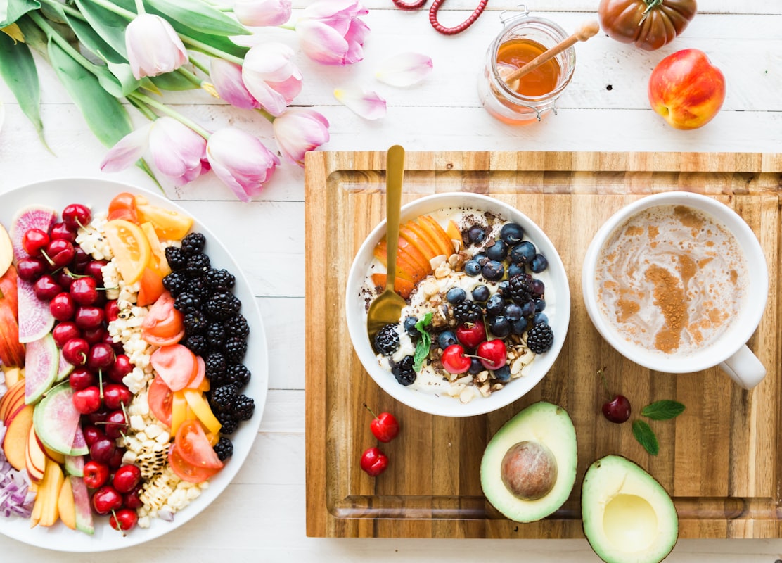 Nutricionista profesional trabajando con cliente